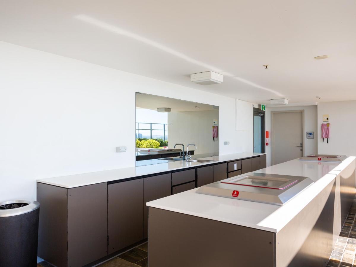 Serain Residences On Surfers Gold Coast Exterior foto